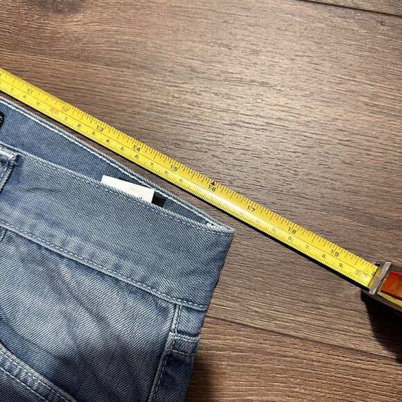 Armani Collezioni Light Blue Baggy Jeans – Size 34 - Picture 2 of 8